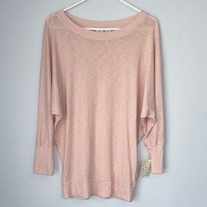 Lucy & Laurel Long Sleeve Top size M
